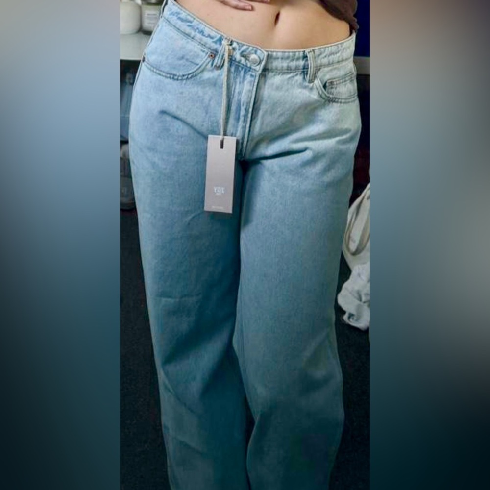 Free People ZGY Light Blue Super Sweeper Wide Leg Jeans size 28